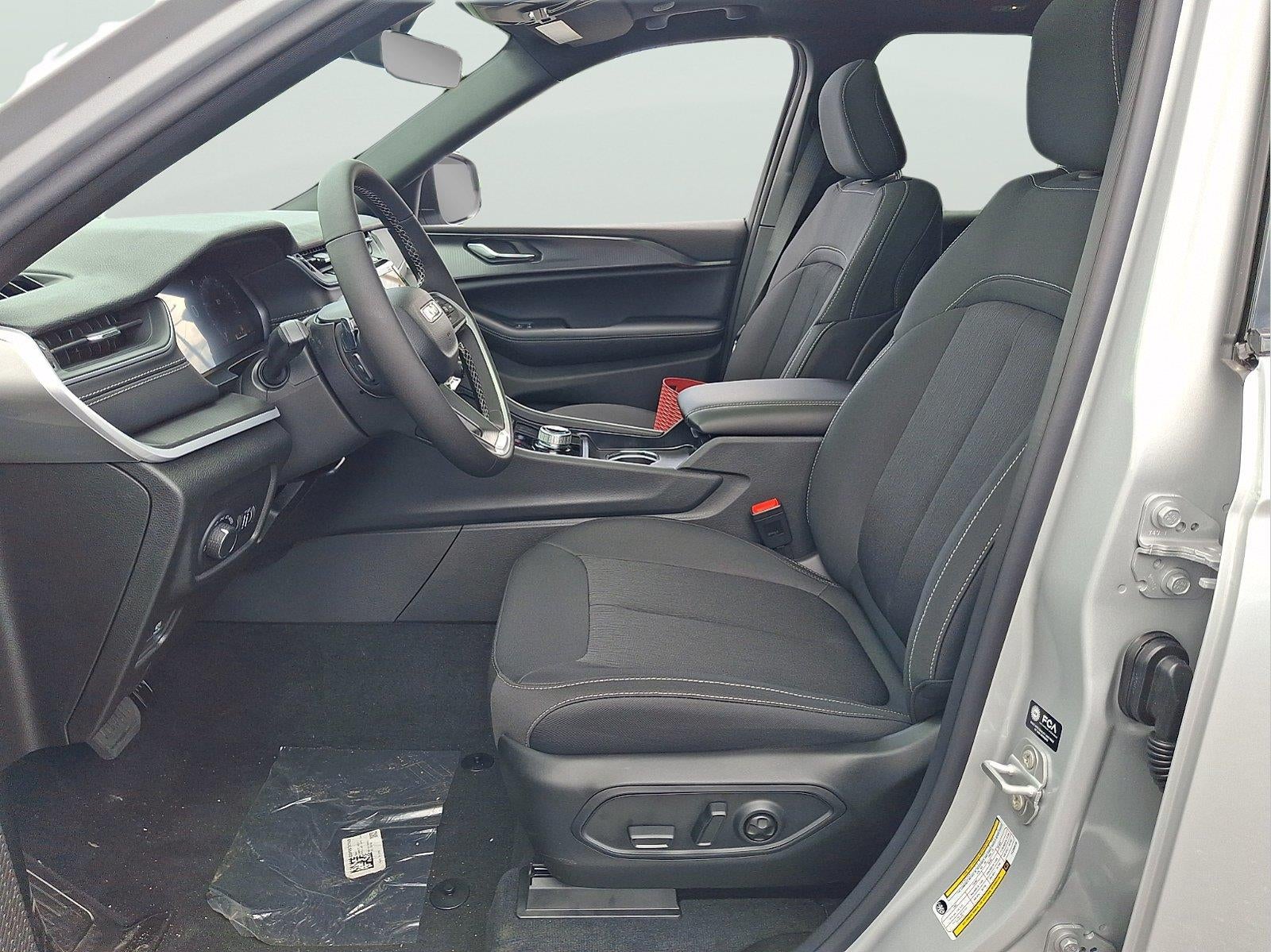 2026 Jeep Grand Cherokee Laredo X
