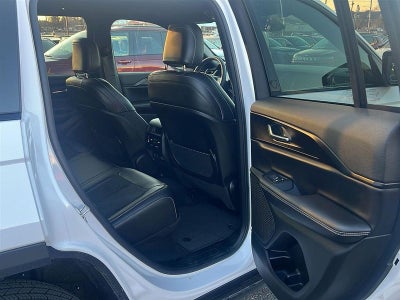 2025 Jeep GRAND CHEROKEE LARE