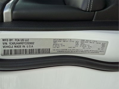 2026 Jeep Grand Cherokee Laredo Altitude