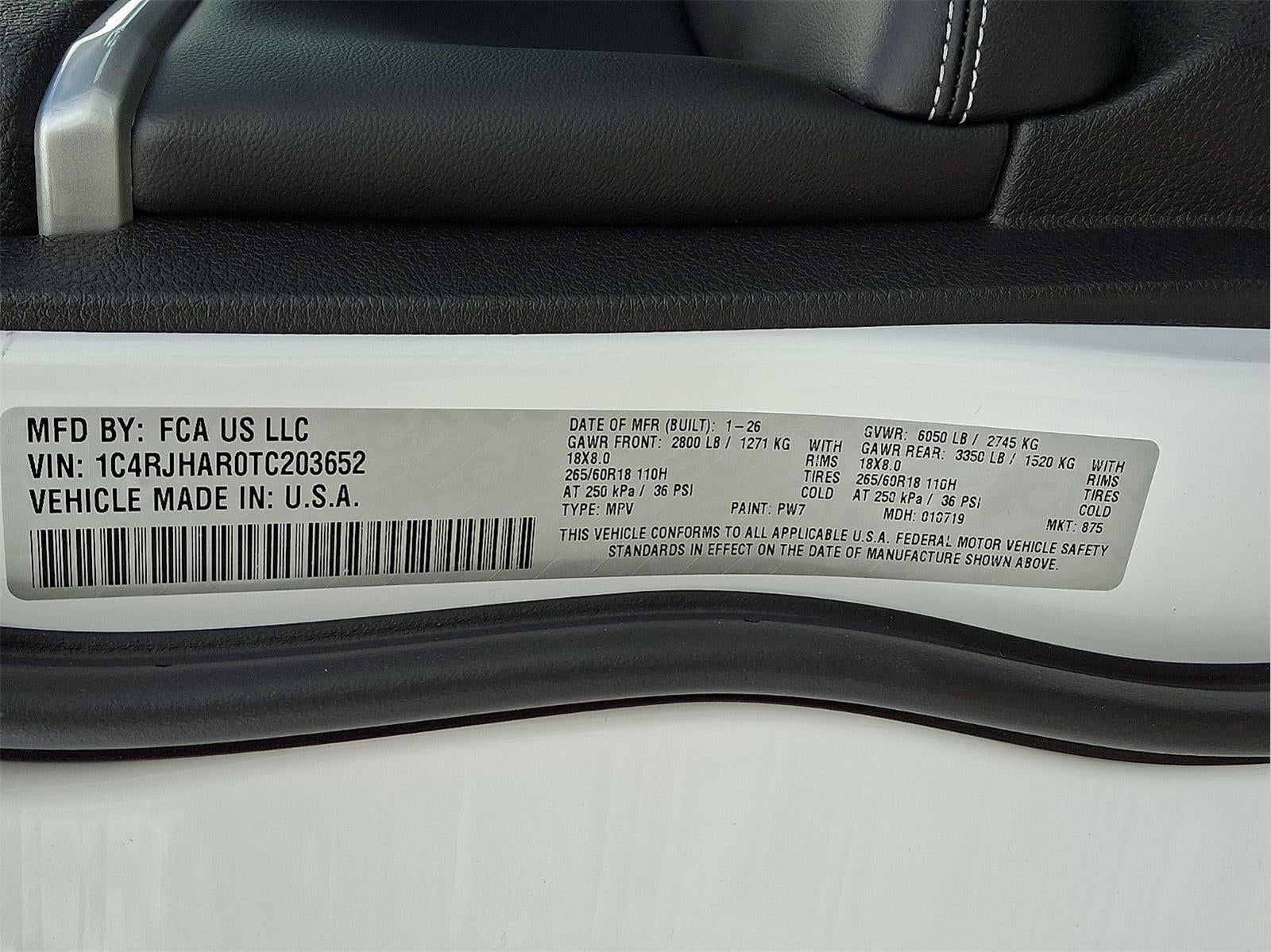 2026 Jeep Grand Cherokee Laredo Altitude