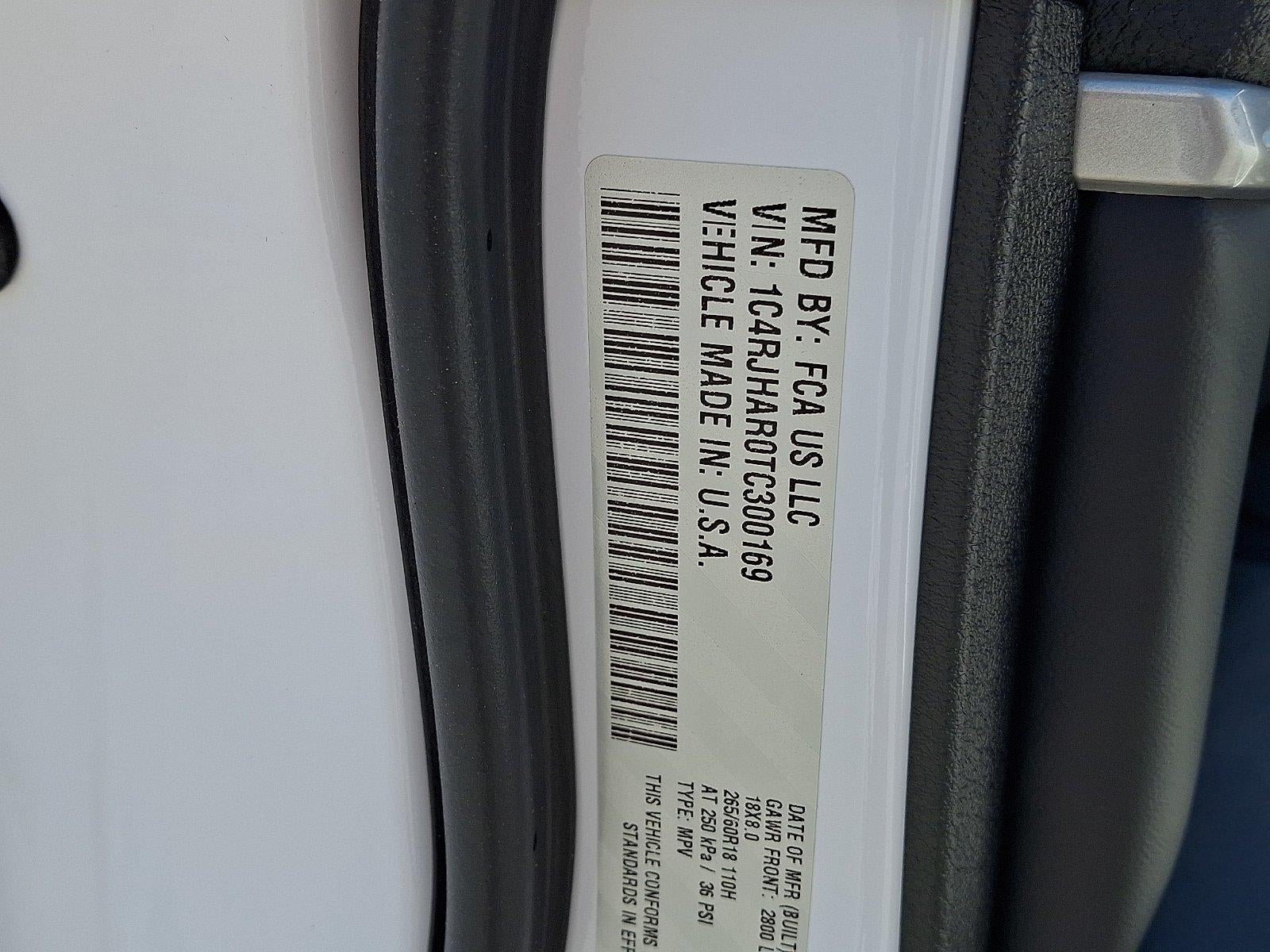 2026 Jeep Grand Cherokee Laredo Altitude