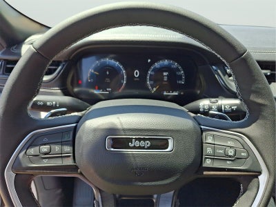 2026 Jeep Grand Cherokee Laredo Altitude