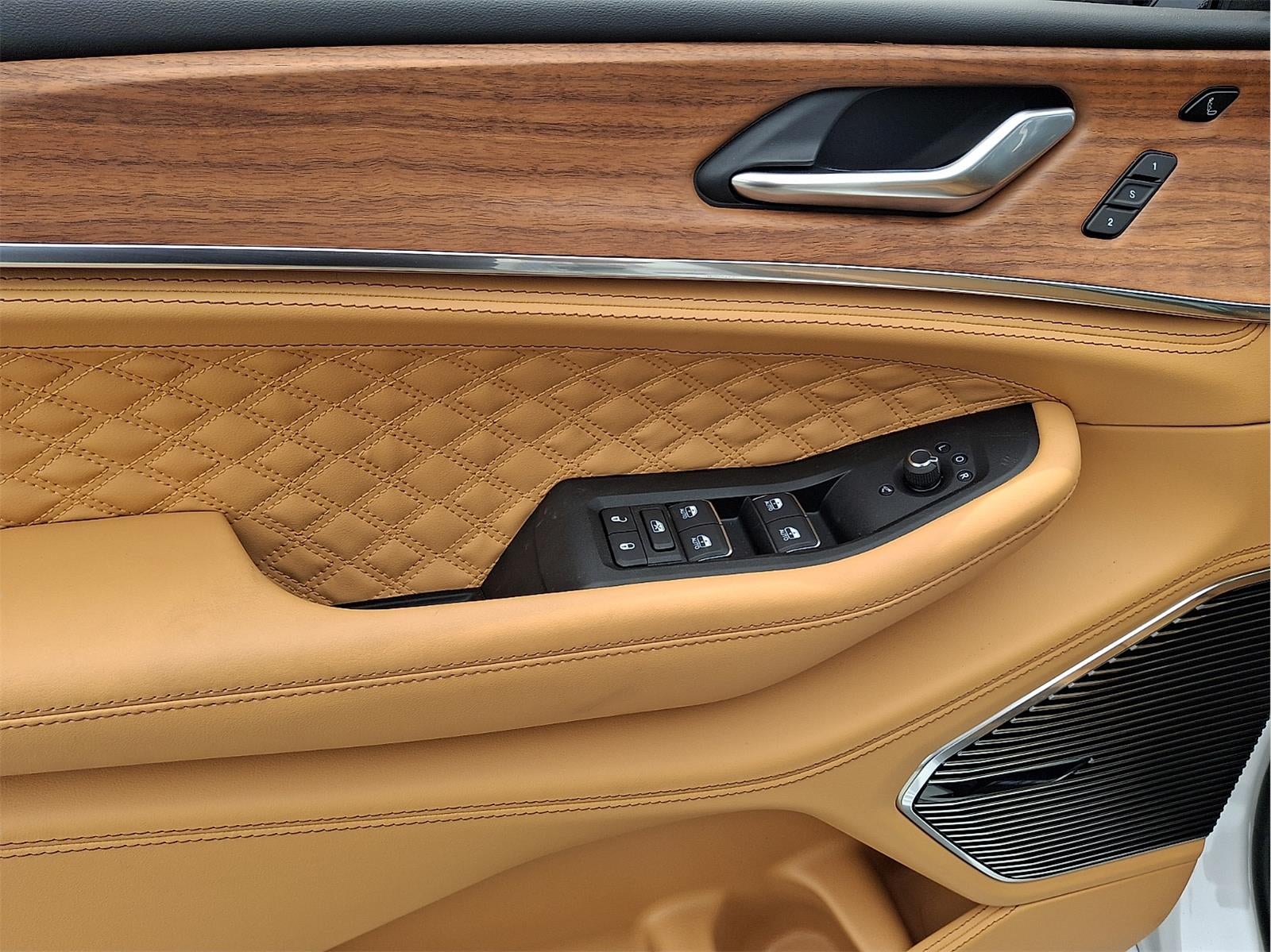 2026 Jeep Grand Cherokee Summit