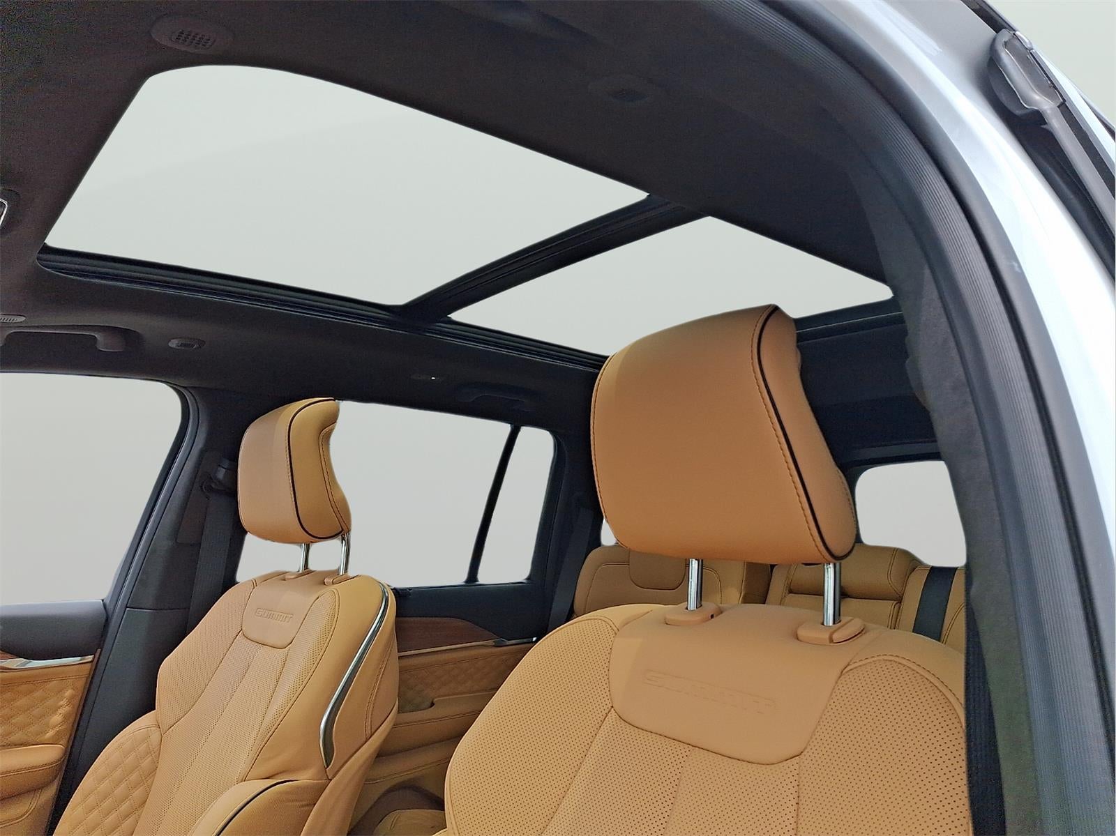 2026 Jeep Grand Cherokee Summit