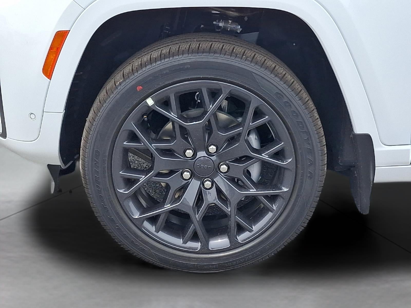 2026 Jeep Grand Cherokee Summit