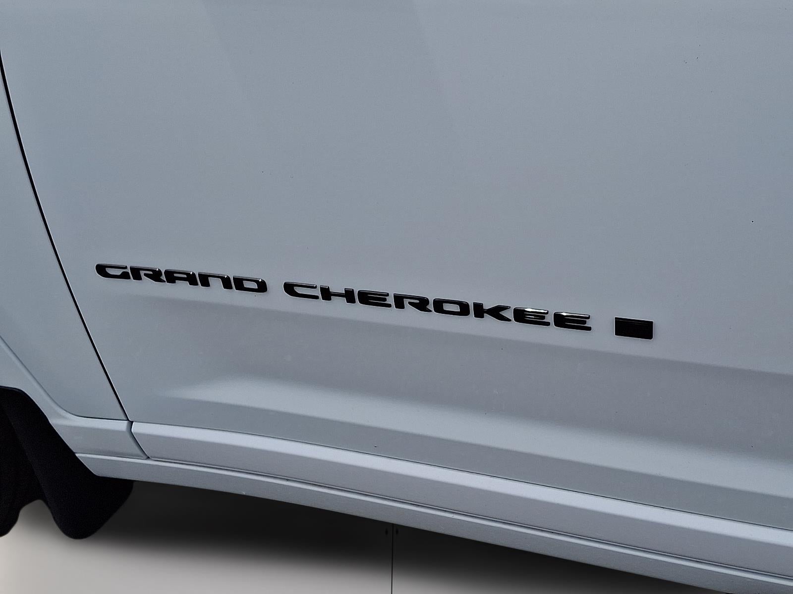 2026 Jeep Grand Cherokee Summit