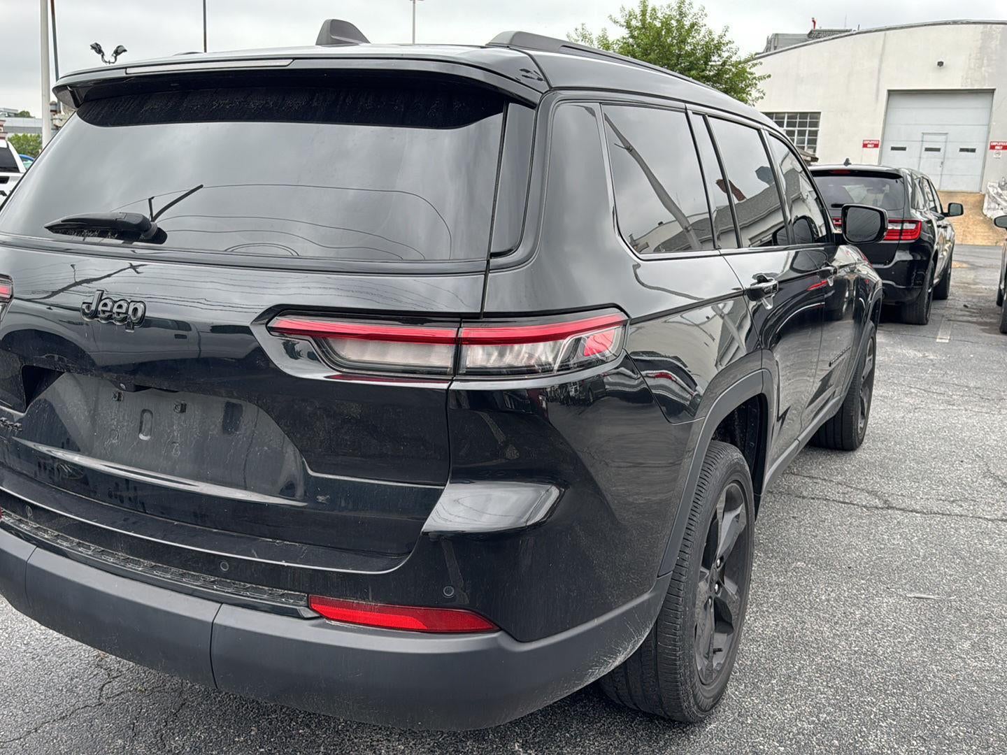 2023 Jeep GRAND CHEROKEE L Altitude