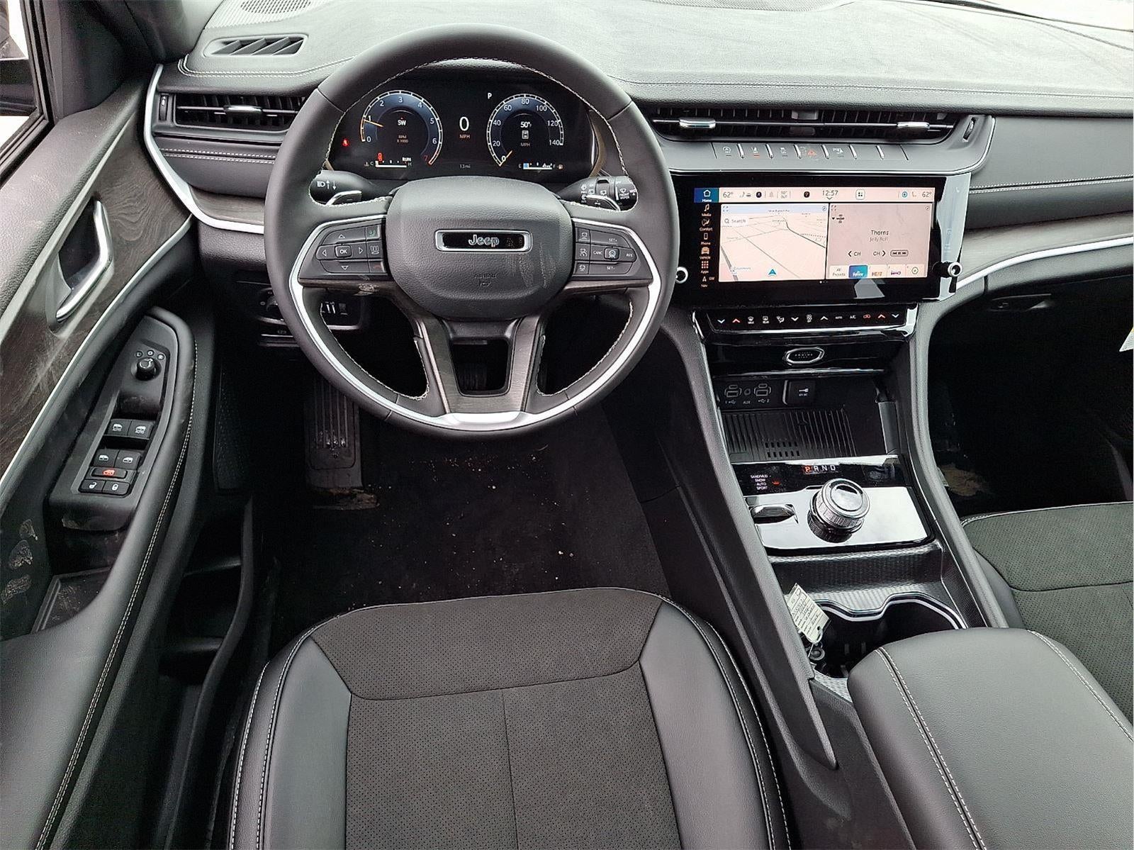 2026 Jeep Grand Cherokee L Laredo Altitude