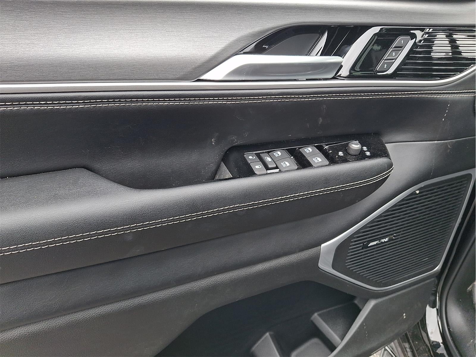 2026 Jeep Grand Wagoneer Upland