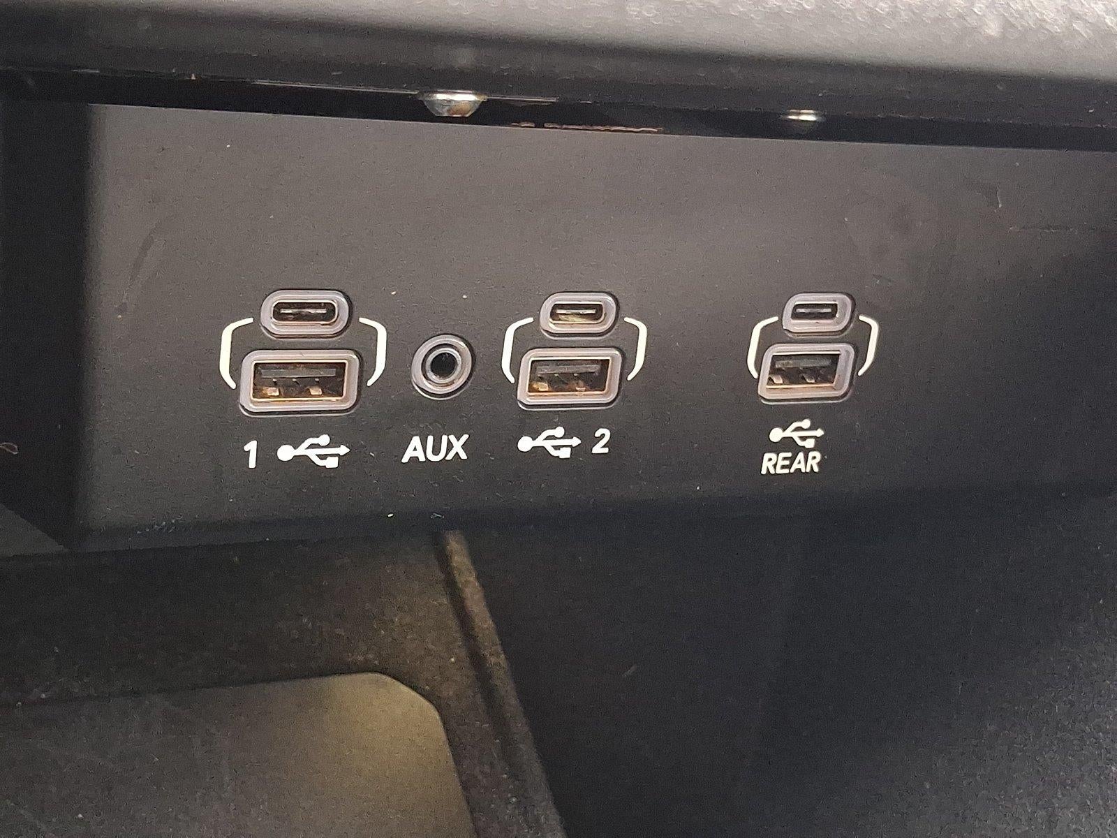 2023 Jeep Wagoneer BASE