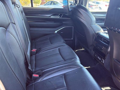 2023 Jeep Wagoneer BASE