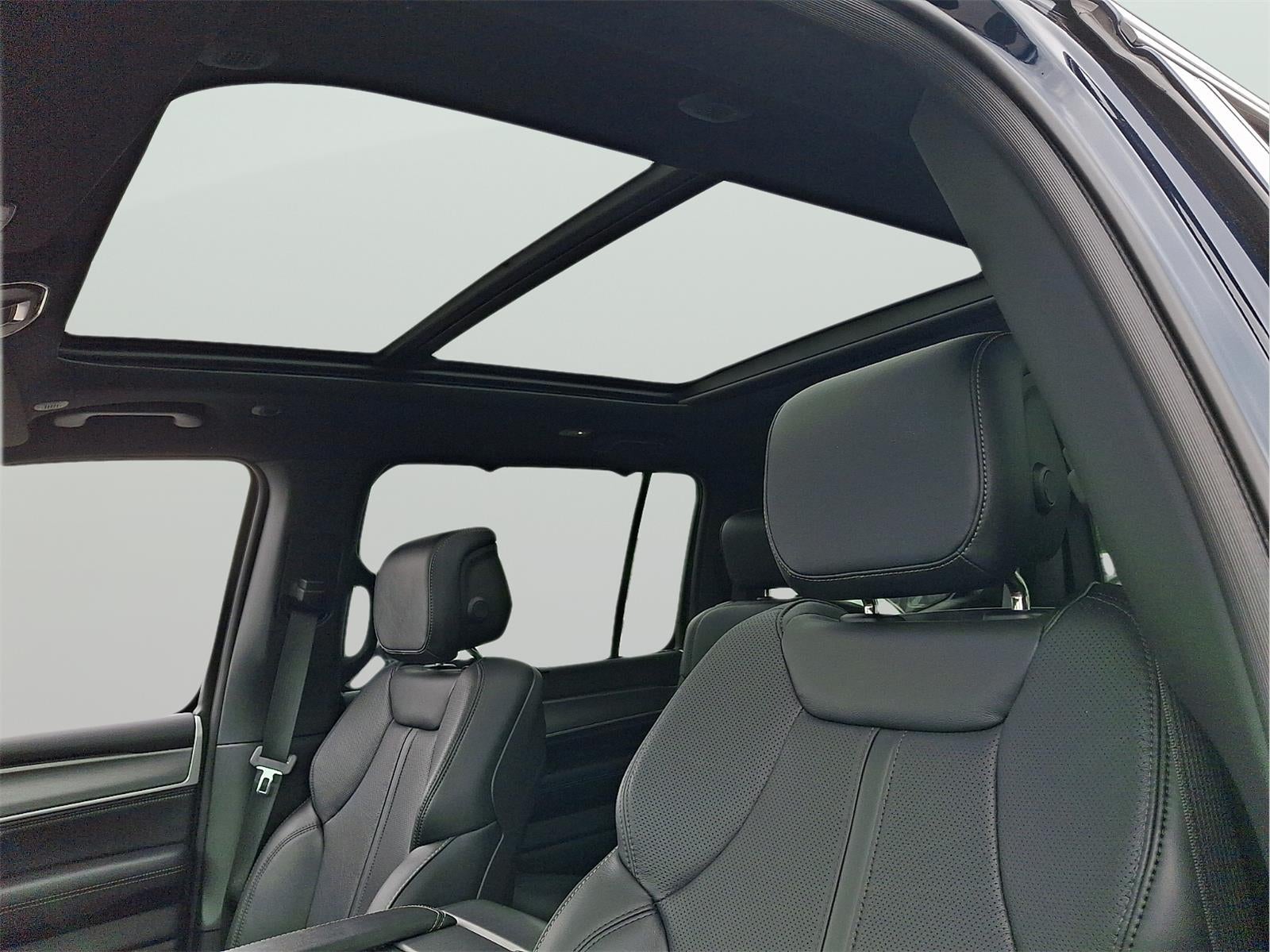 2026 Jeep Grand Wagoneer Limited Reserve