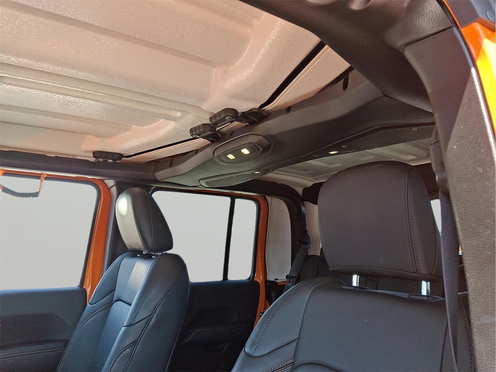 2025 Jeep Gladiator High Tide