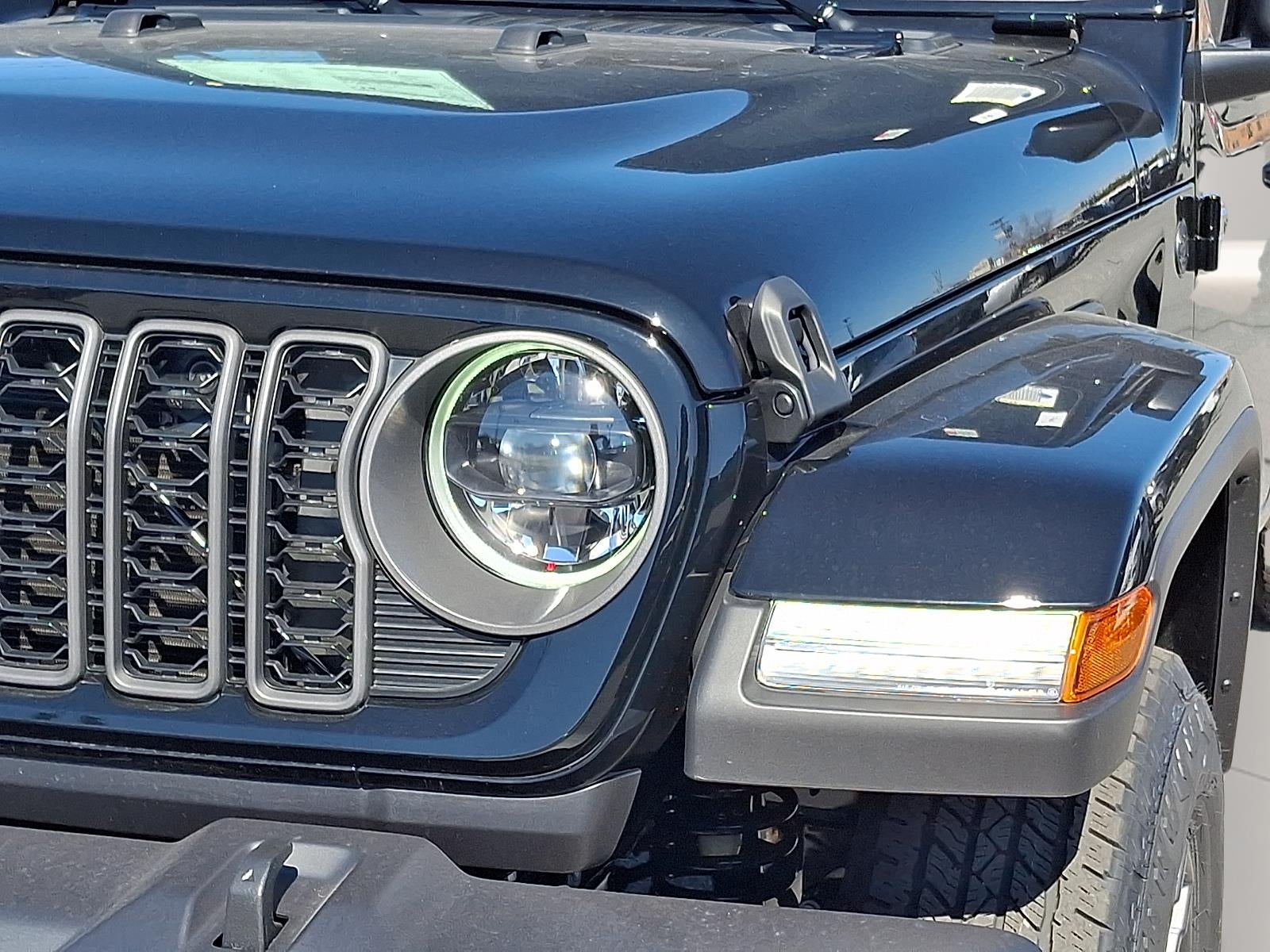 2026 Jeep Gladiator Sport S