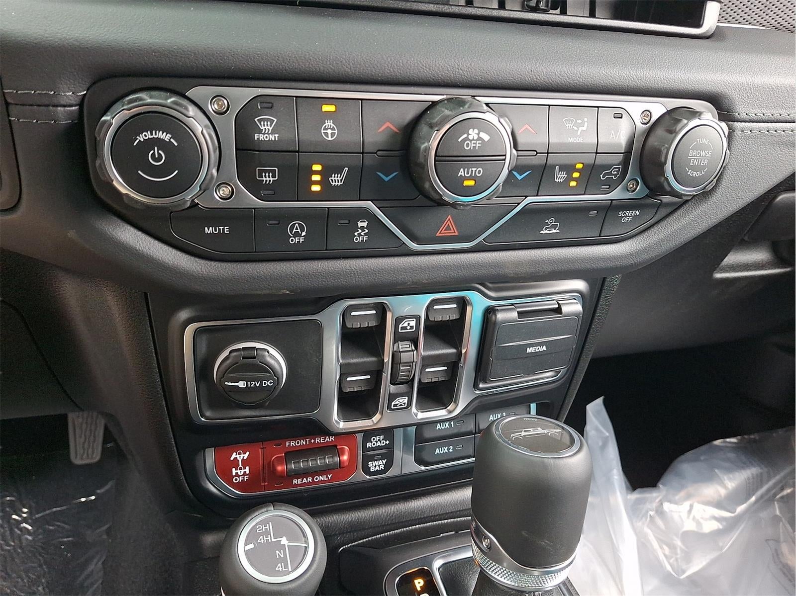 2026 Jeep Gladiator Shadow Ops