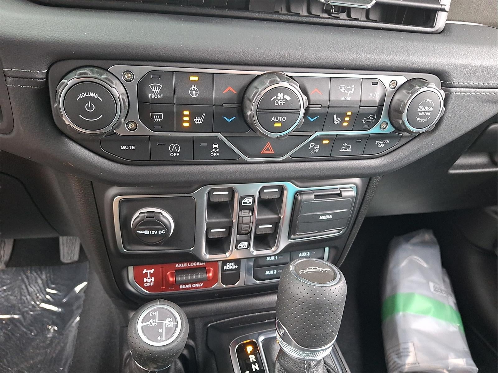 2026 Jeep Gladiator Mojave X