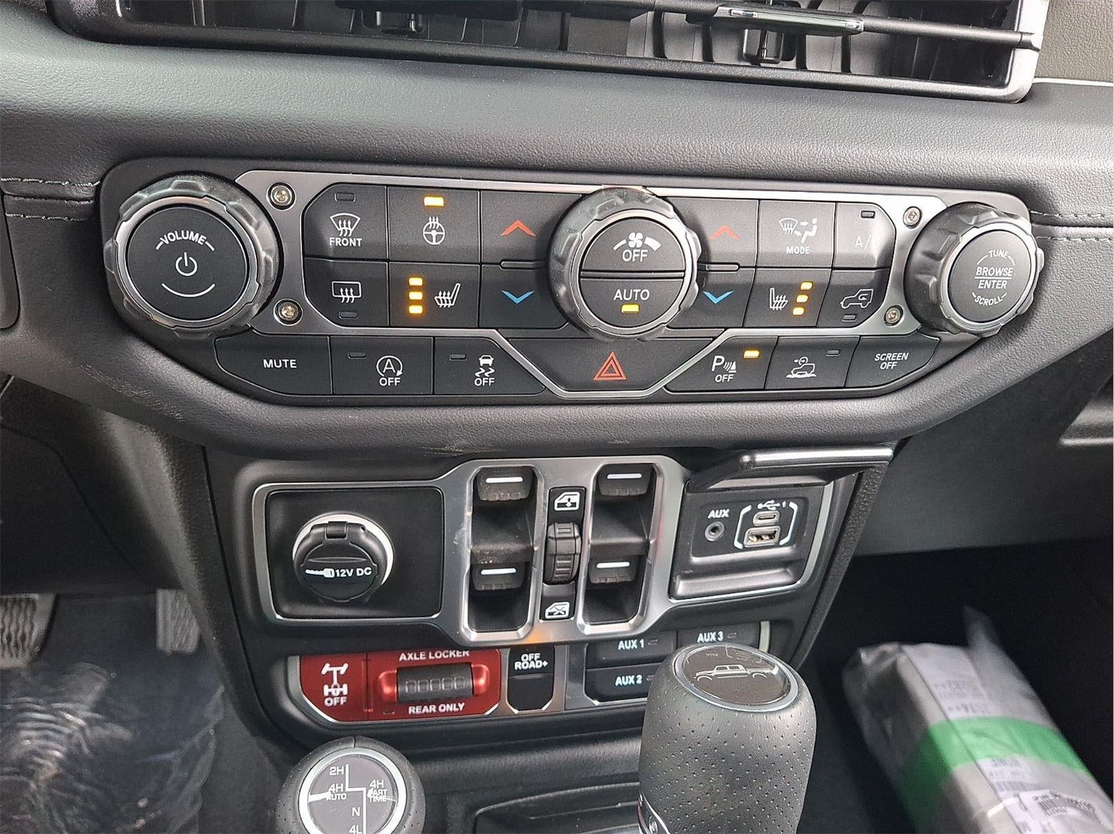 2026 Jeep Gladiator Mojave X