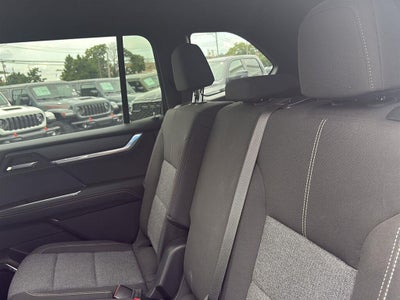 2025 GMC Acadia AWD Elevation