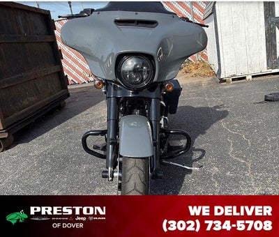 2022 HARLEY DAVIDSON STREET GLIDE Base