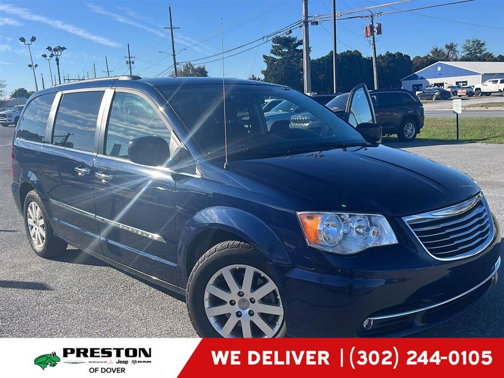 2015 Chrysler TOWN & COUNTRY TOUR