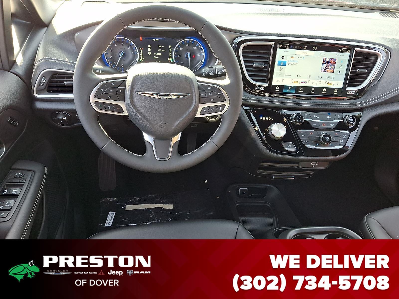 2026 Chrysler Pacifica Select