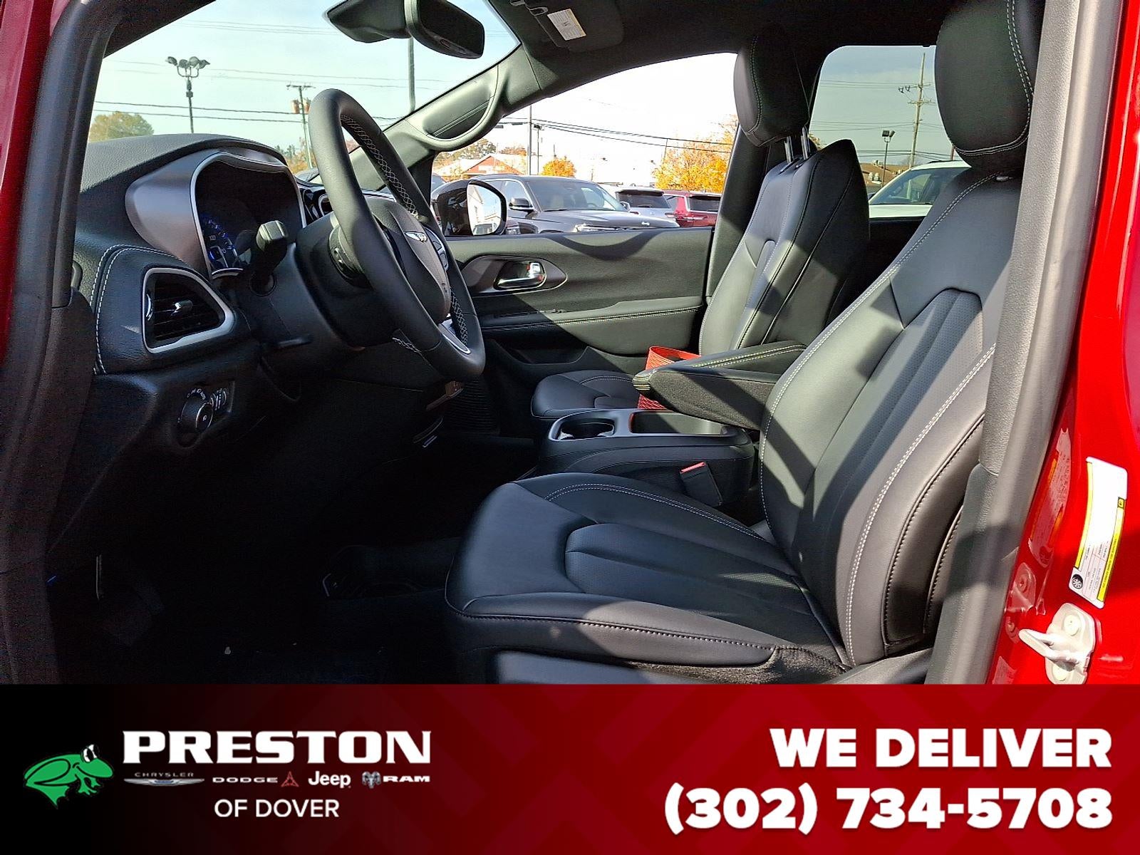 2026 Chrysler Pacifica Select