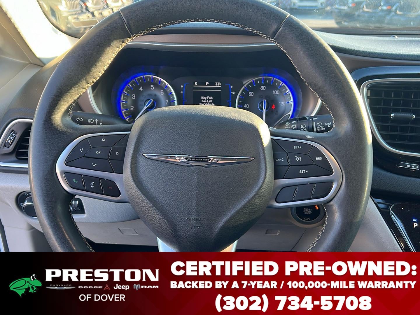 2022 Chrysler Voyager LX