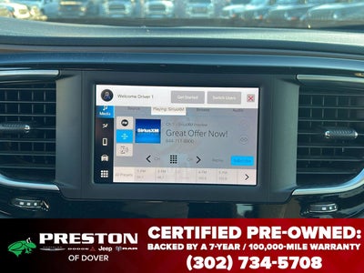 2022 Chrysler Voyager LX