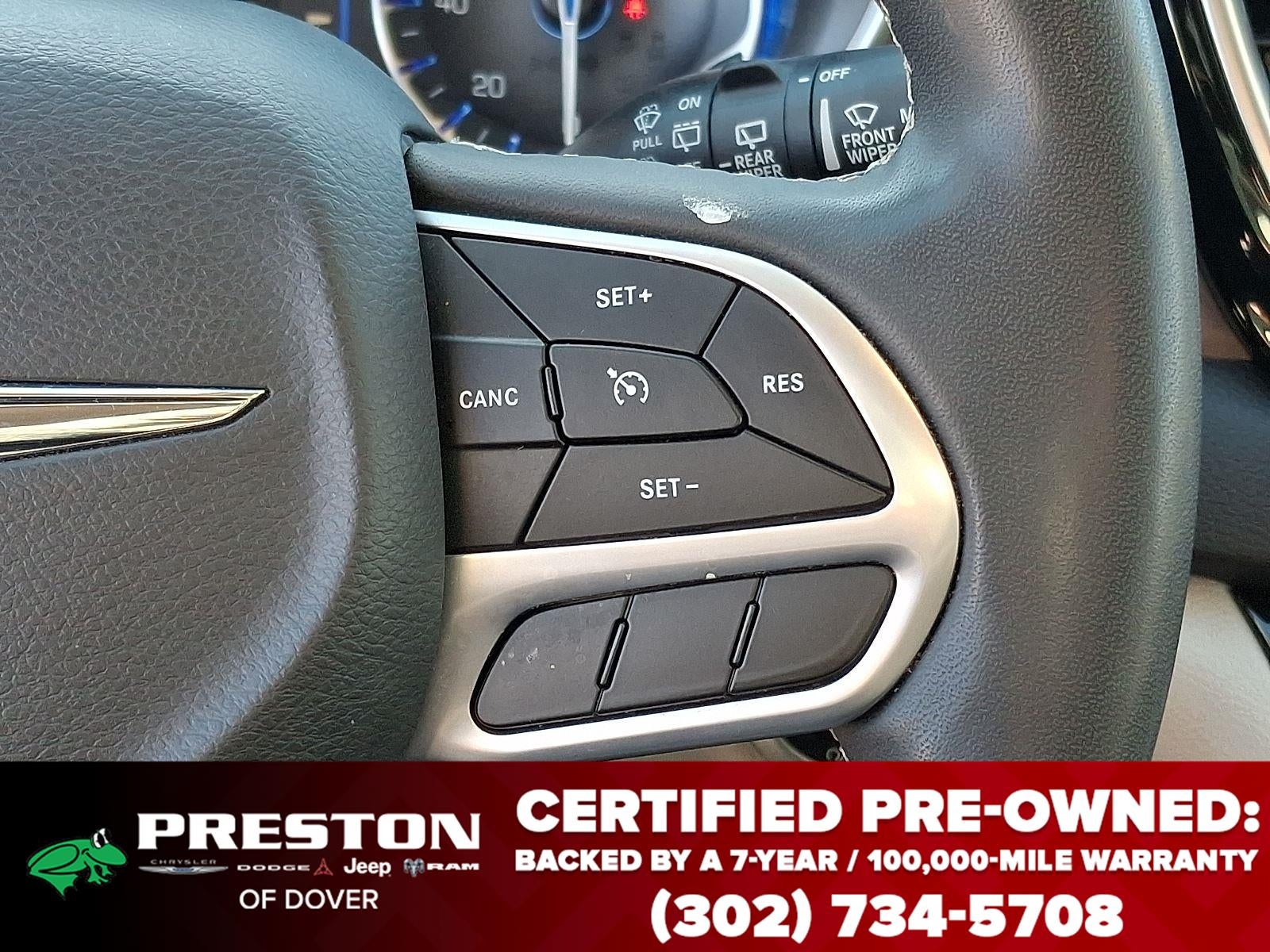 2022 Chrysler Voyager LX