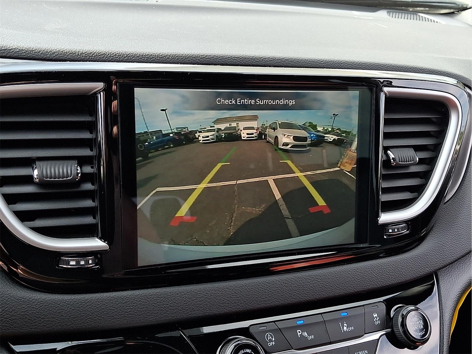 2026 Chrysler Voyager LX