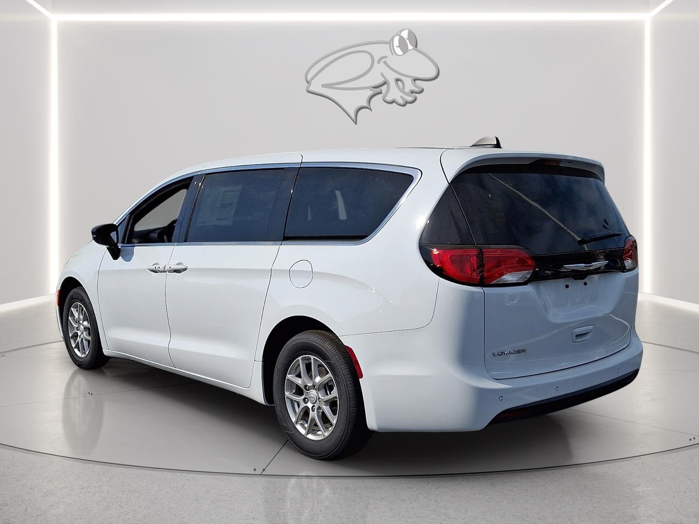 2026 Chrysler Voyager LX