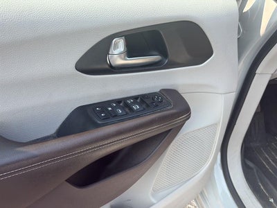 2021 Chrysler Pacifica Touring