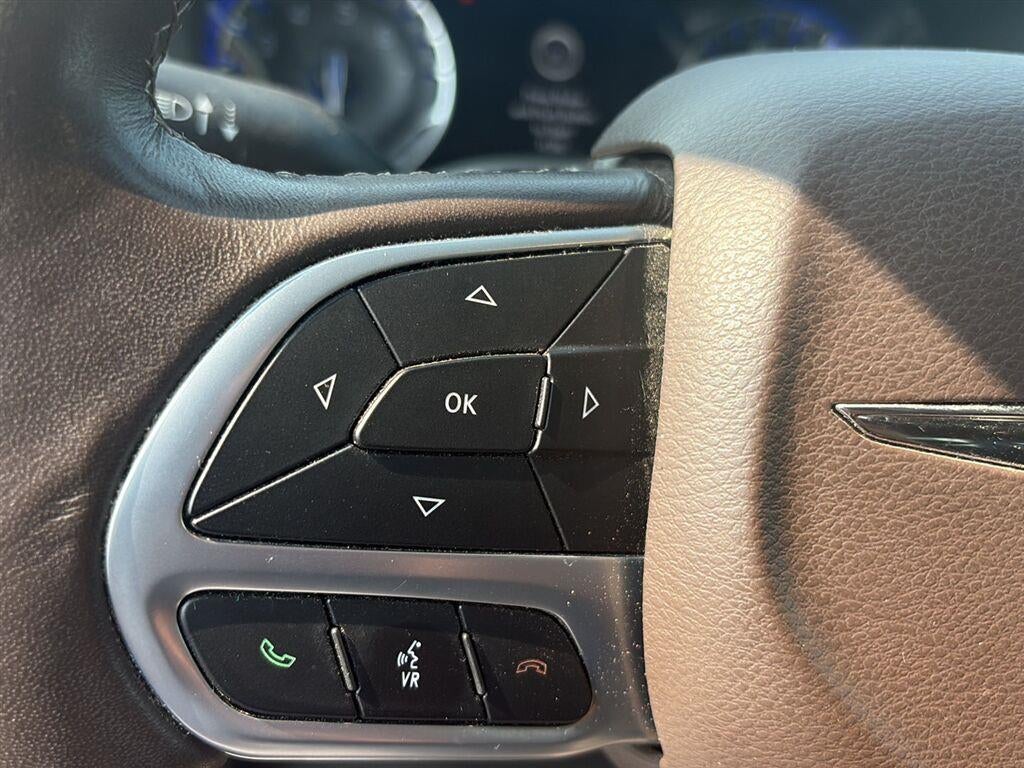 2021 Chrysler Pacifica Touring