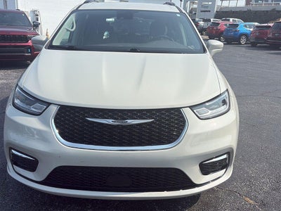 2021 Chrysler Pacifica Touring