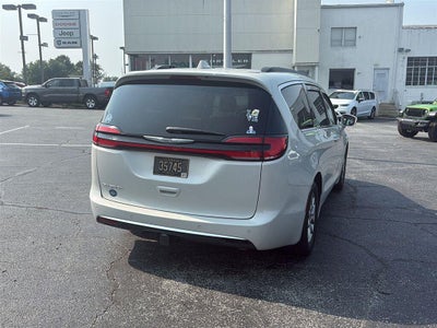 2021 Chrysler Pacifica Touring