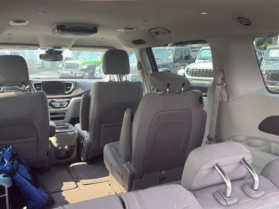 2021 Chrysler Pacifica Touring