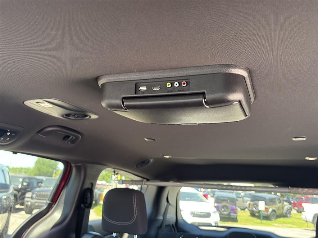 2020 Chrysler Pacifica Touring