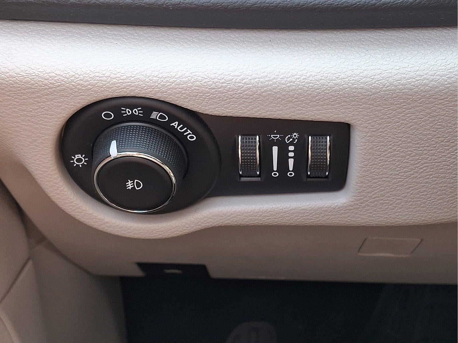 2020 Chrysler Pacifica Touring