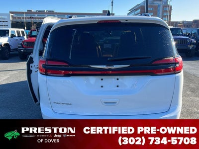 2025 Chrysler Pacifica Pinnacle