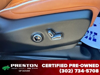 2025 Chrysler Pacifica Pinnacle