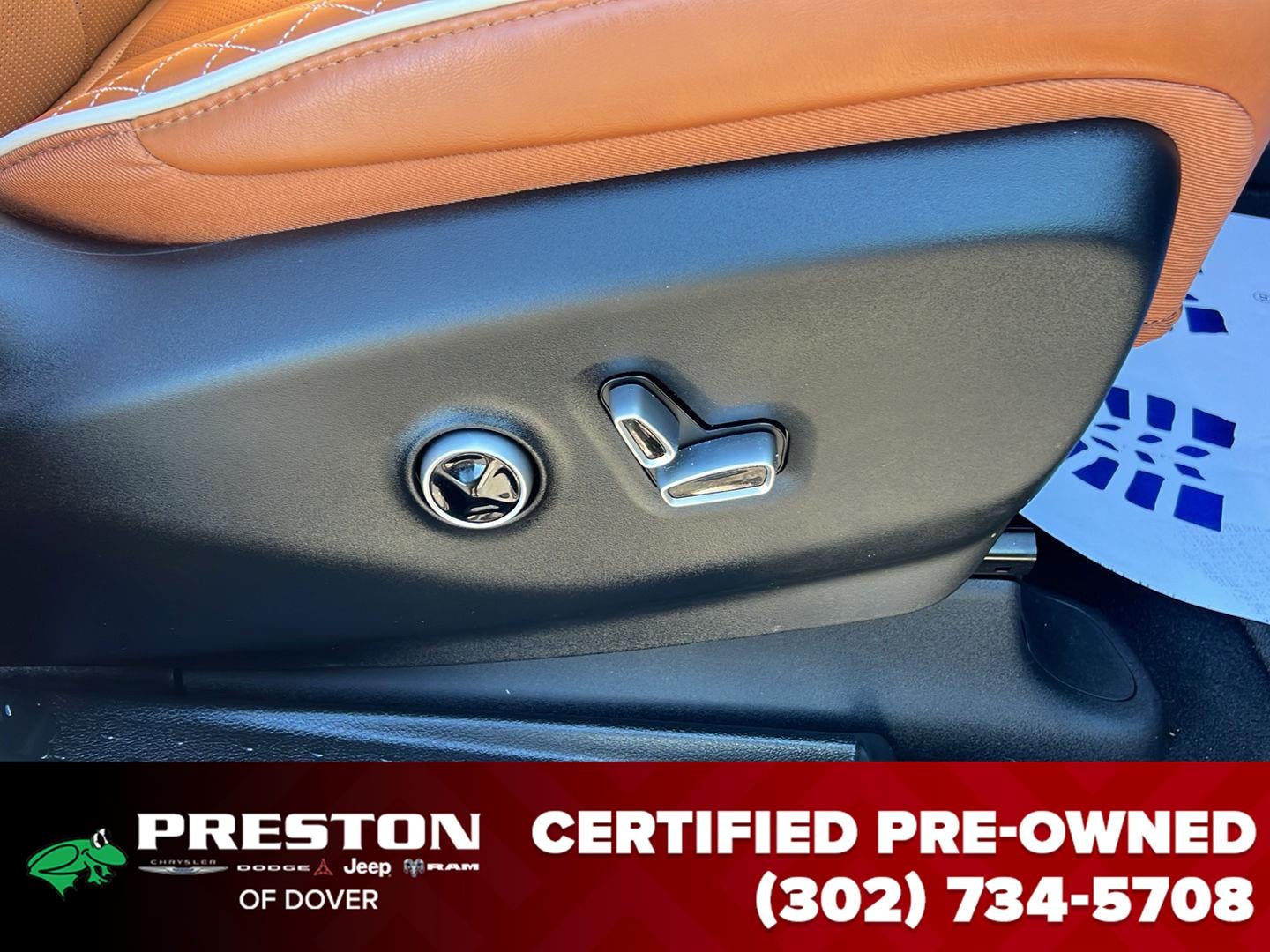 2025 Chrysler Pacifica Pinnacle