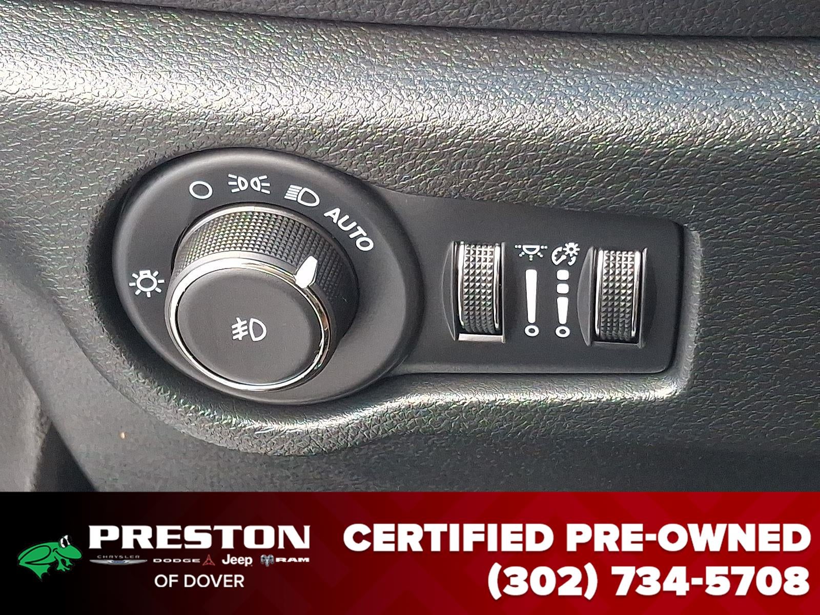 2025 Chrysler Pacifica Pinnacle