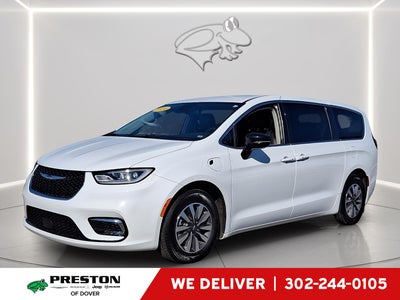 2024 Chrysler Pacifica Hybrid Select