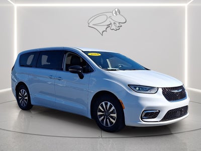 2024 Chrysler Pacifica Hybrid Select