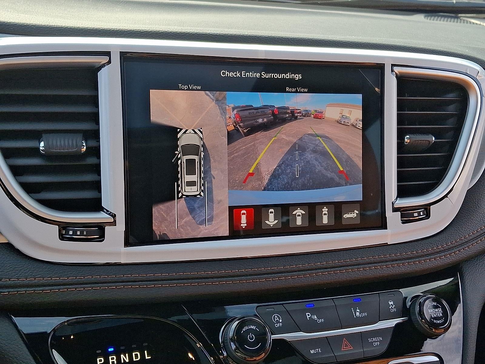 2026 Chrysler Pacifica Pinnacle