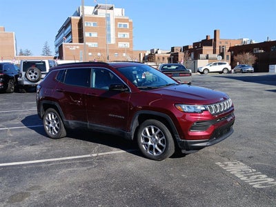 2022 Jeep Compass Latitude Lux