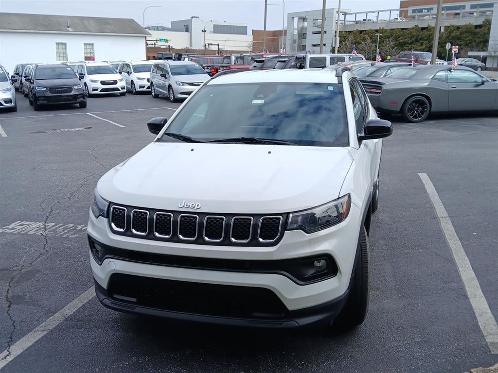 2023 Jeep Compass Latitude Lux