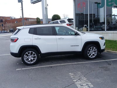 2023 Jeep Compass Latitude Lux