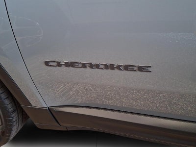 2026 Jeep Cherokee Laredo