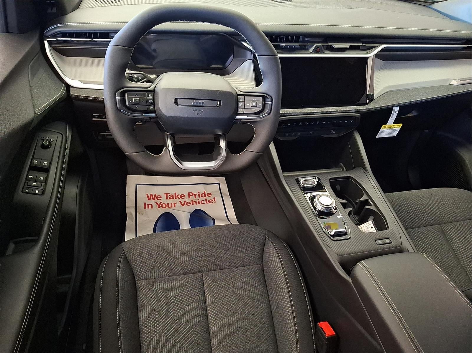 2026 Jeep Cherokee Laredo